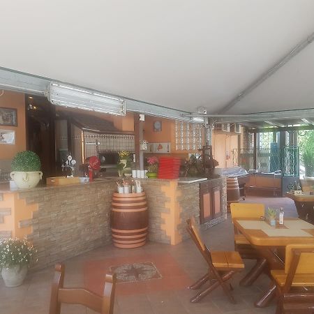 Albergo Isonzo 戈里齐亚 外观 照片